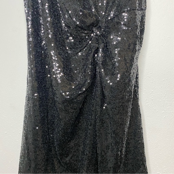 Petal and Pup NEW Riri Black Sequin Wrap Cocktail Mini Dress V Neck Womens M - Picture 6 of 9